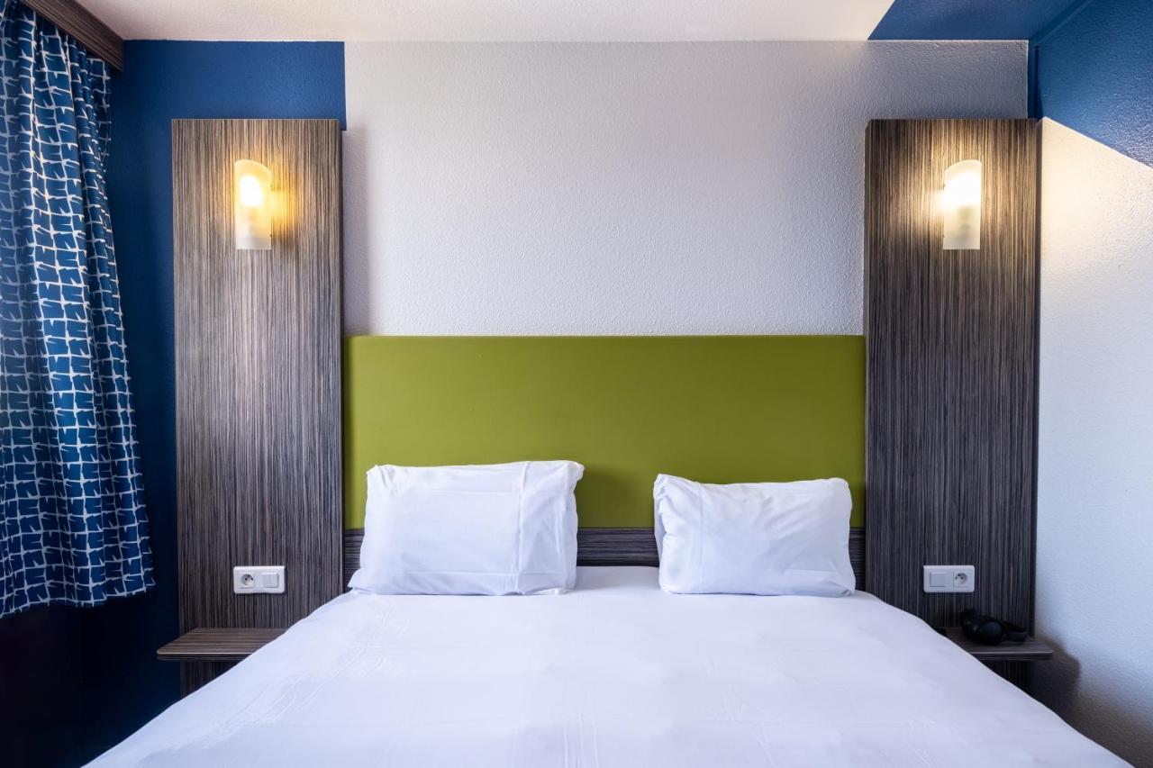 Greet Chartres Est Hotel Exterior foto