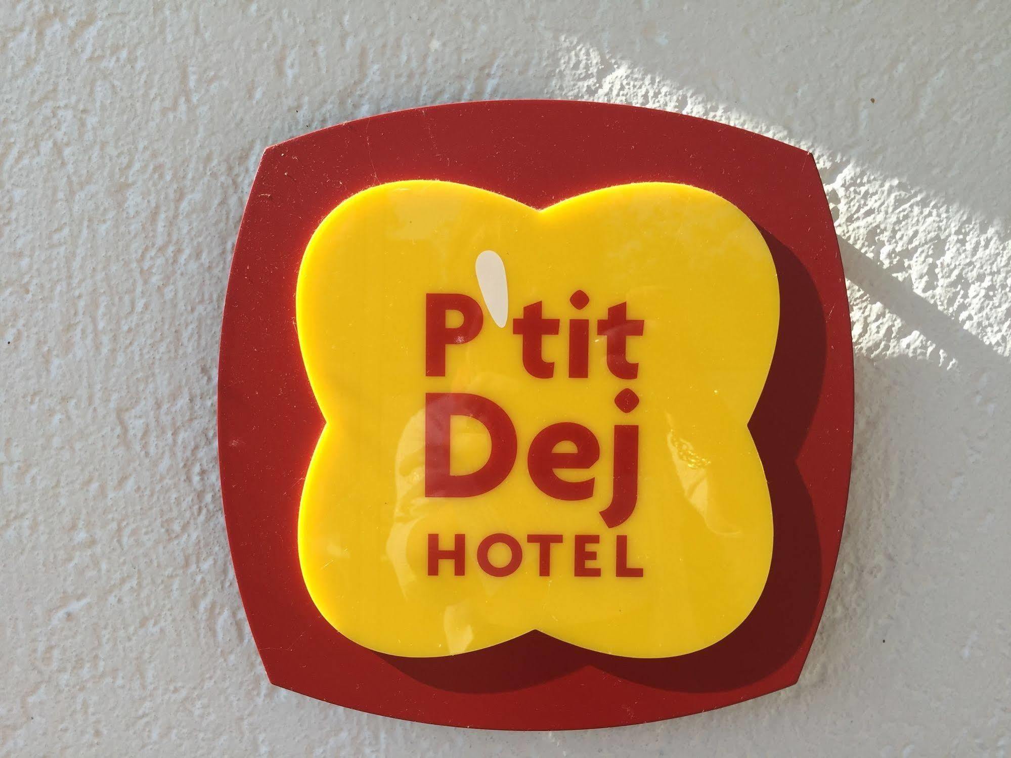 Greet Chartres Est Hotel Exterior foto